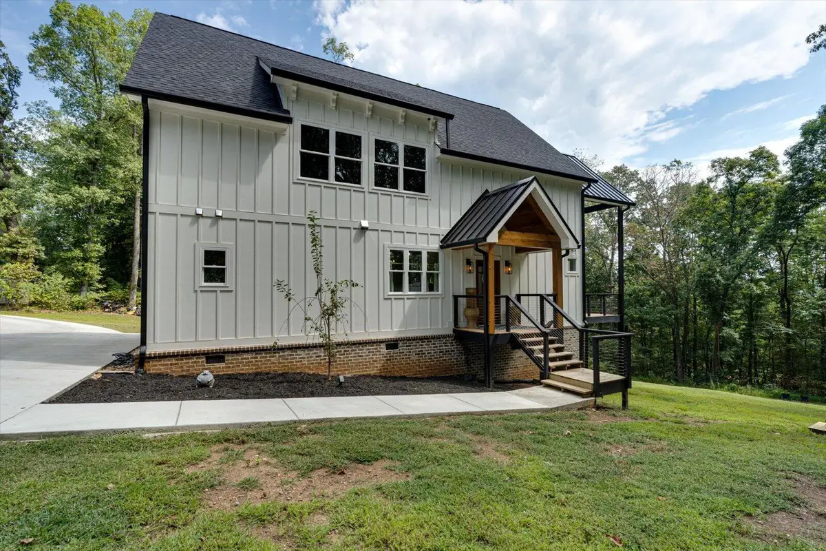 250 Riverview Drive, Jasper, TN 37347 - Image #1