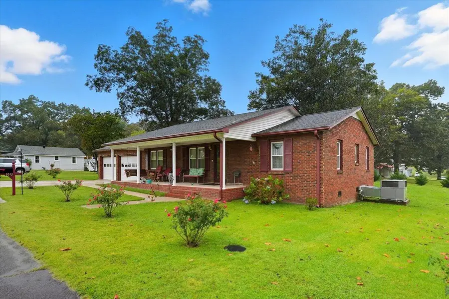 1011 Broadway Avenue, Bridgeport, AL 35740 - Image #2