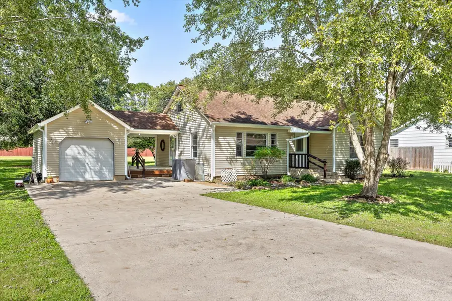 1019 N Dennis Avenue, Jasper, TN 37347 - Image #2