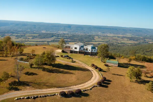 99 Raven Crest Trail E, Graysville, TN 37338