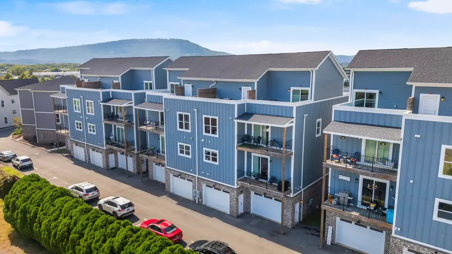 1047 Montague Place, Chattanooga, TN 37408 - Image #2