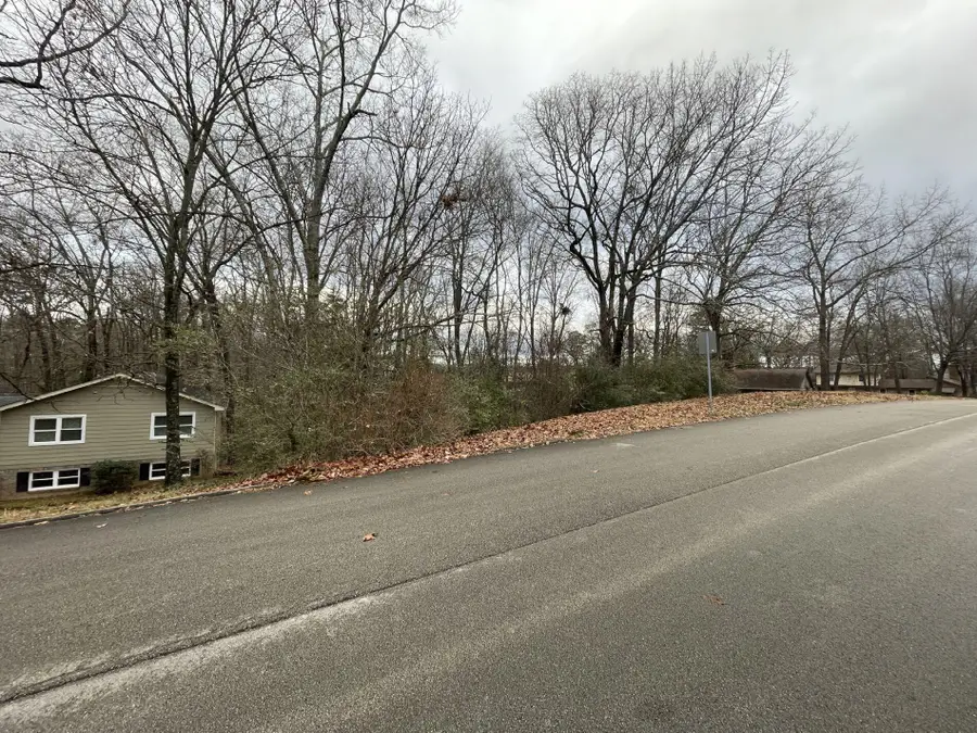 1325 Timbercrest Lane, Chattanooga, TN 37421 - Image #2