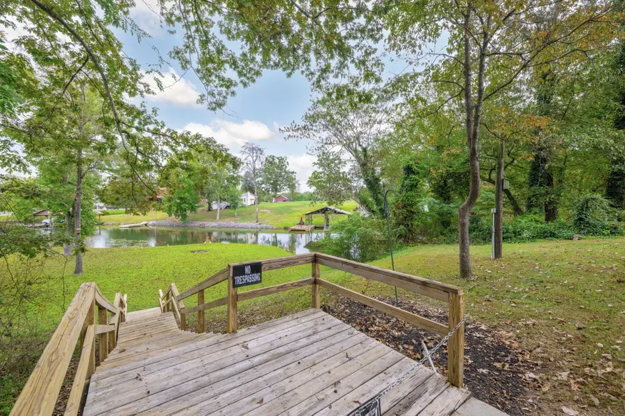 304 Blue Springs Circle, Ten Mile, TN 37880 - Image #2