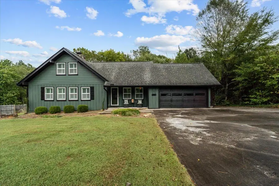 1915 W Brookhaven Circle, Dalton, GA 30720 - Image #2