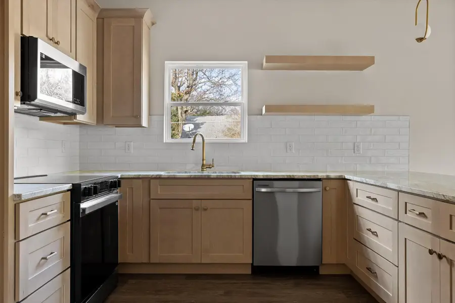 925 N Chamberlain Avenue, Chattanooga, TN 37406 - Image #2