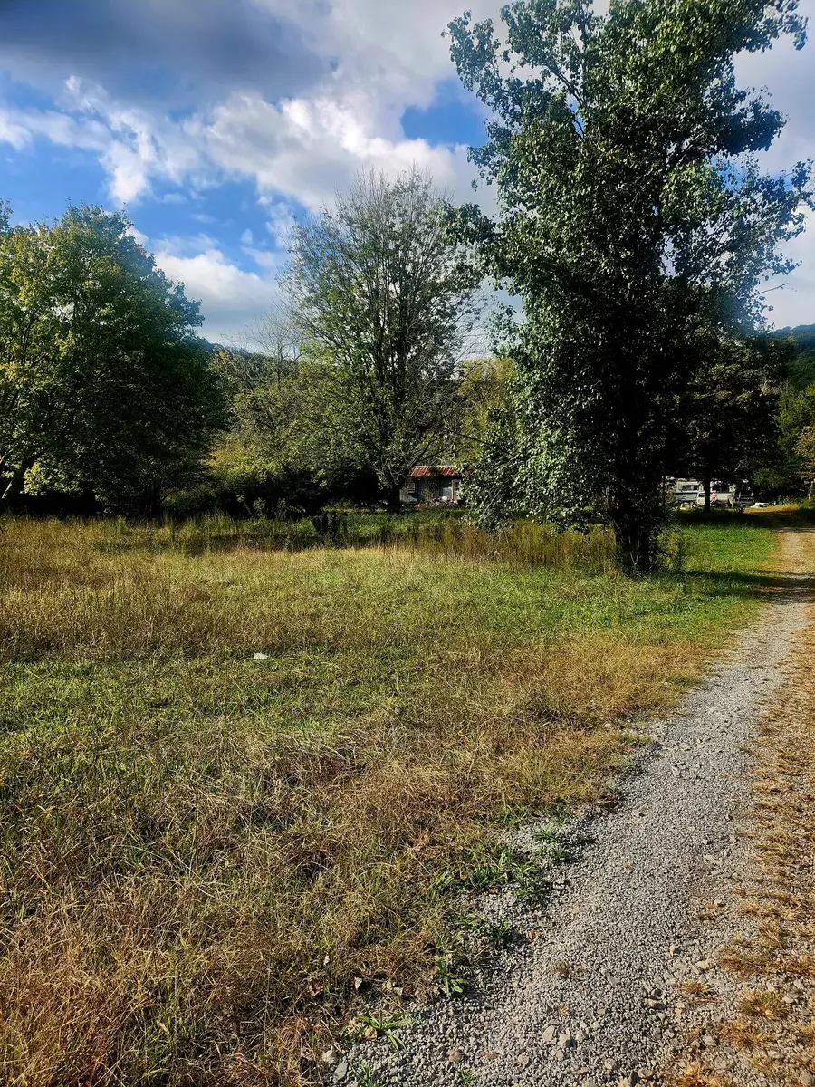 798 Nickajack Road, Trenton, GA 30752 - Image #2