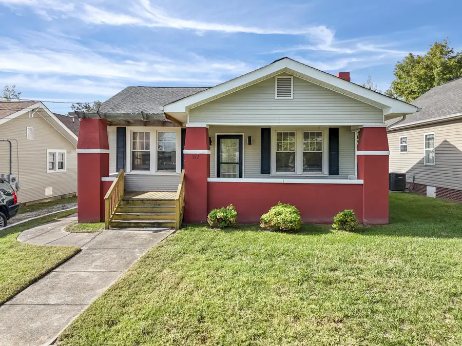 1712 Bennett Avenue, Chattanooga, TN 37404 - Image #2