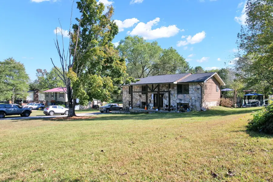 663 Diamond Circle, Lafayette, GA 30728 - Image #2