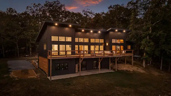 895 Hidden Brow Road, Menlo, GA 30731