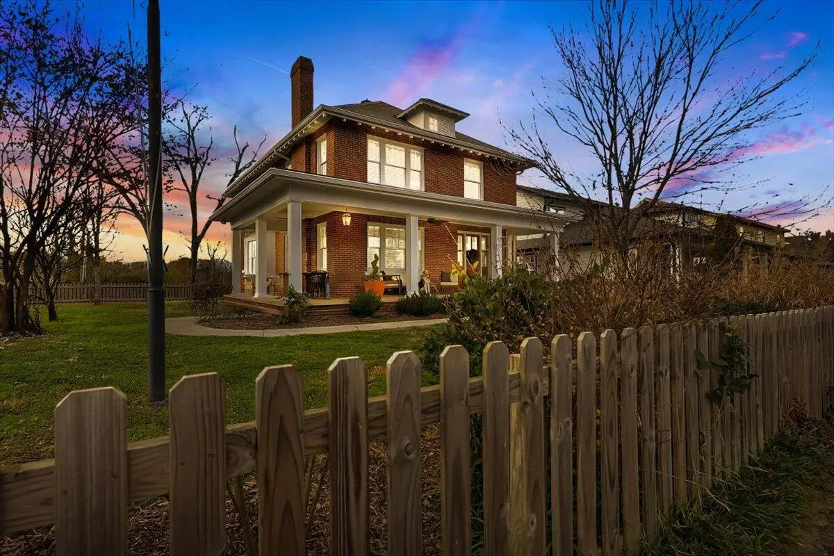 709 S Greenwood Avenue S, Chattanooga, TN 37404 - Image #1