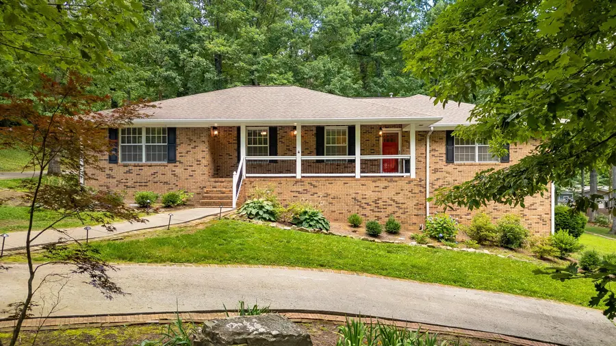 14 Carriage Hill, Signal Mountain, TN 37377 - Image #2