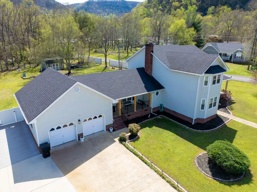 494 Canyon Park Drive, Trenton, GA 30752 - Image #3