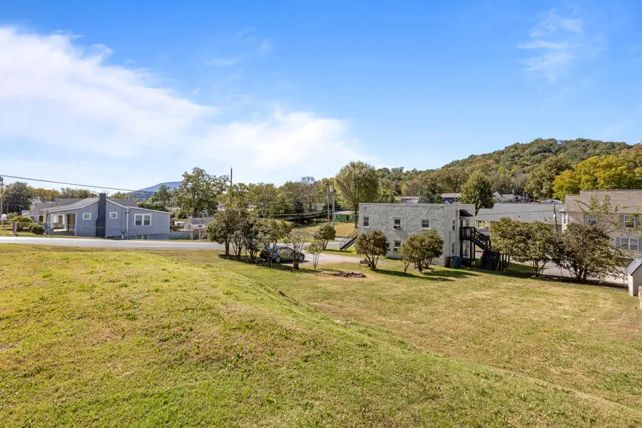 9 Sawyer Street, Chattanooga, TN 37405 - #2