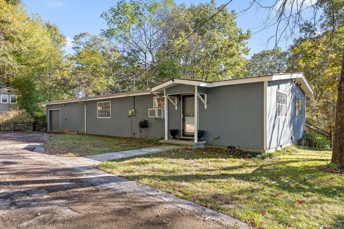 54 Ferncliff Drive, Rossville, GA 30741 - Image #1