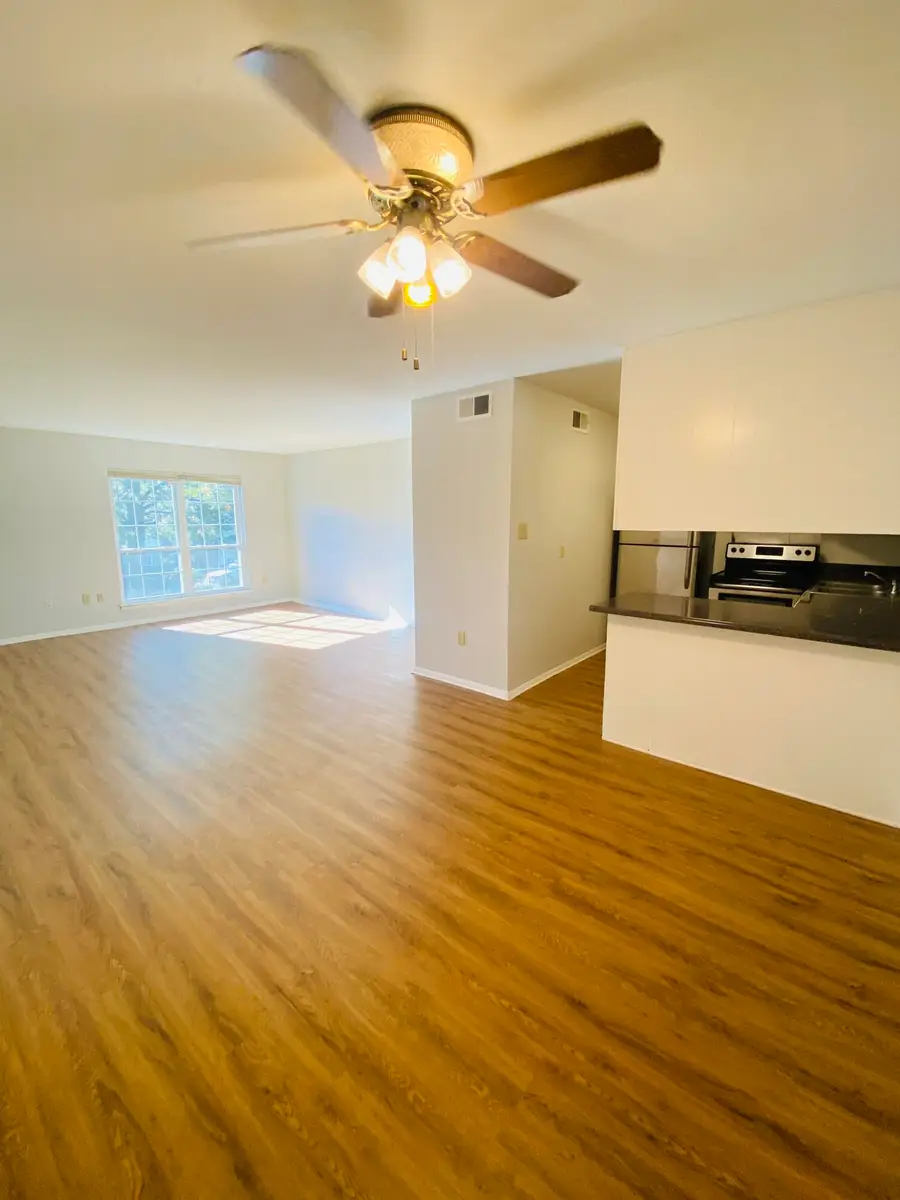 900 Mountain Creek Rd #427, Chattanooga, TN 37405 - Image #3