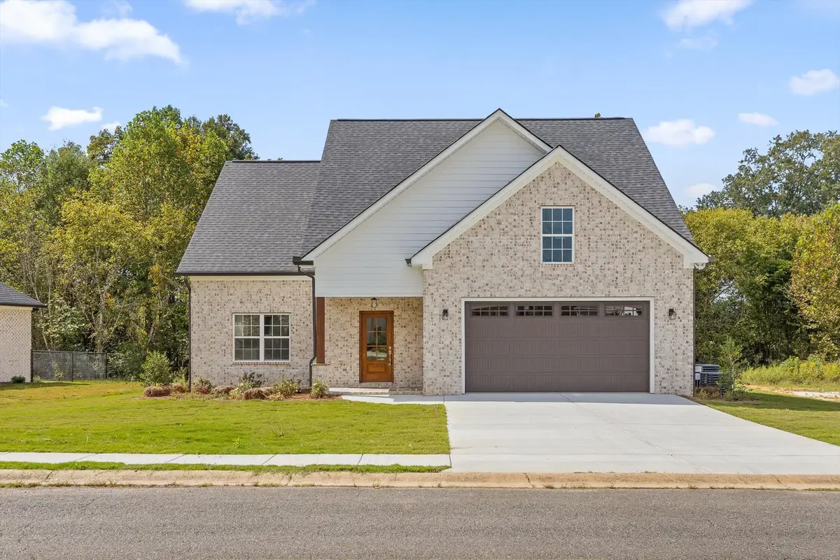 104 W Madison West Street, Chatsworth, GA 30705 - Image #1