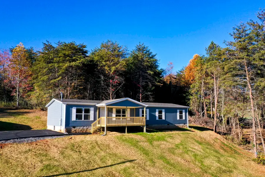 350 Bungalow Drive, Dandridge, TN 37725 - #3