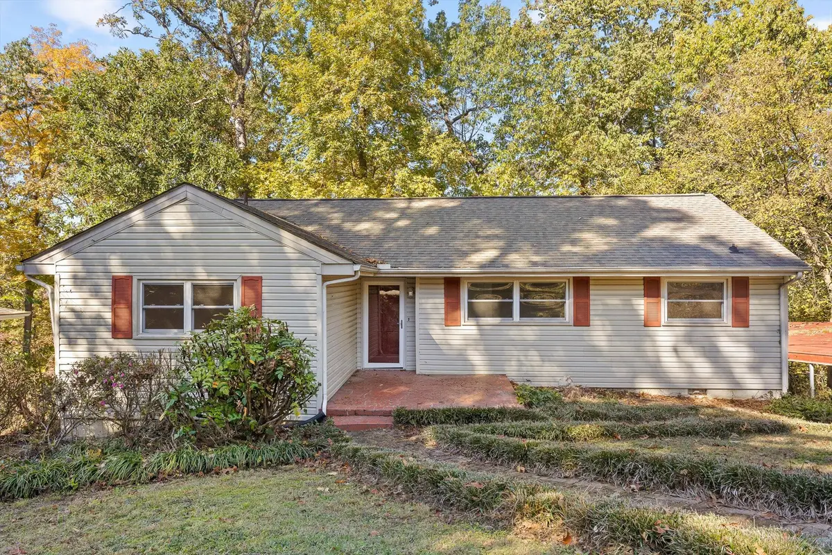 561 W Shadowlawn Drive, Chattanooga, TN 37404 - #1