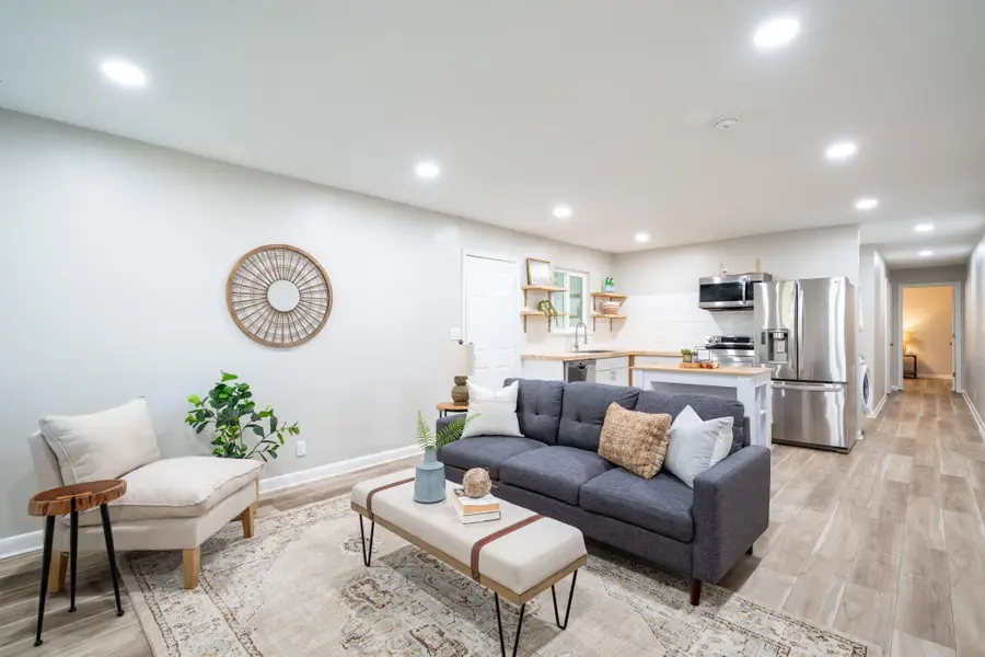 392 Booth Road, Chattanooga, TN 37411 - Image #3