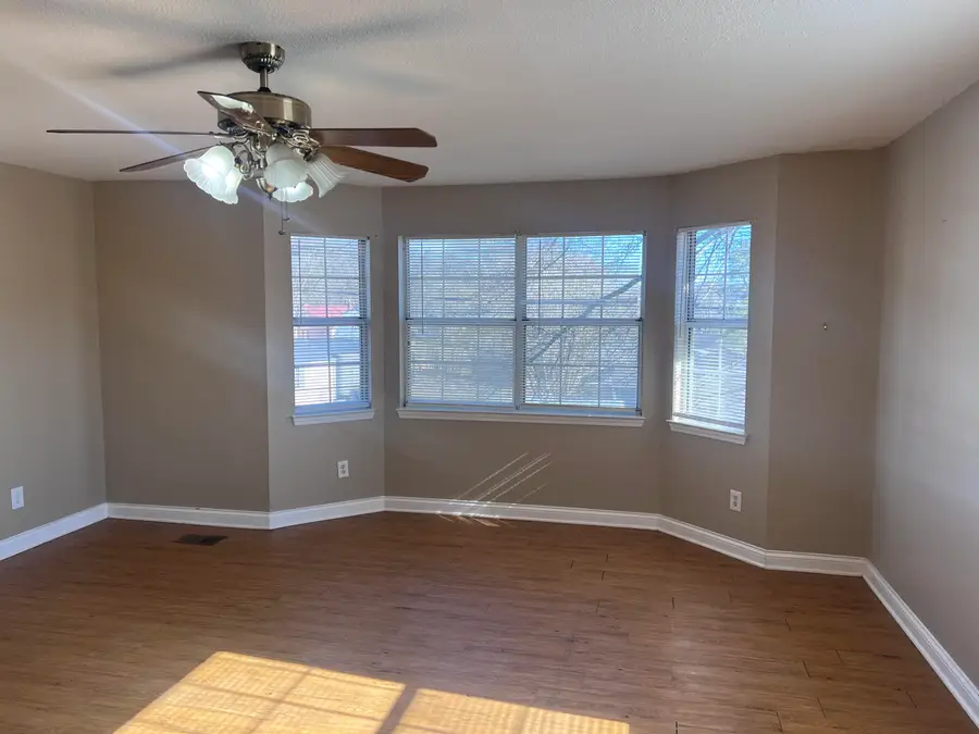 11367 Valley Street, Soddy Daisy, TN 37379 - #2