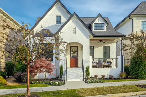 7008 Arbury Way, Ooltewah, TN 37363