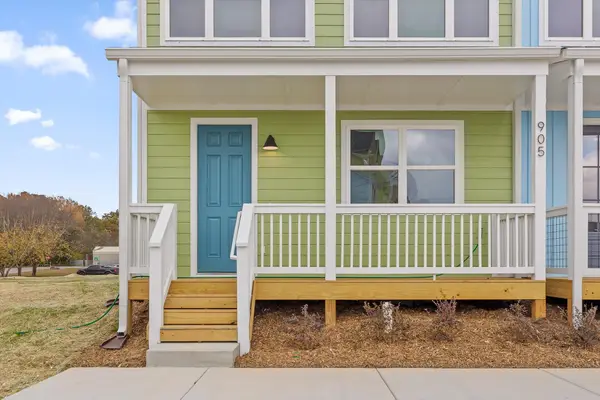 905 Blue Heights Drive #19, East Ridge, TN 37412