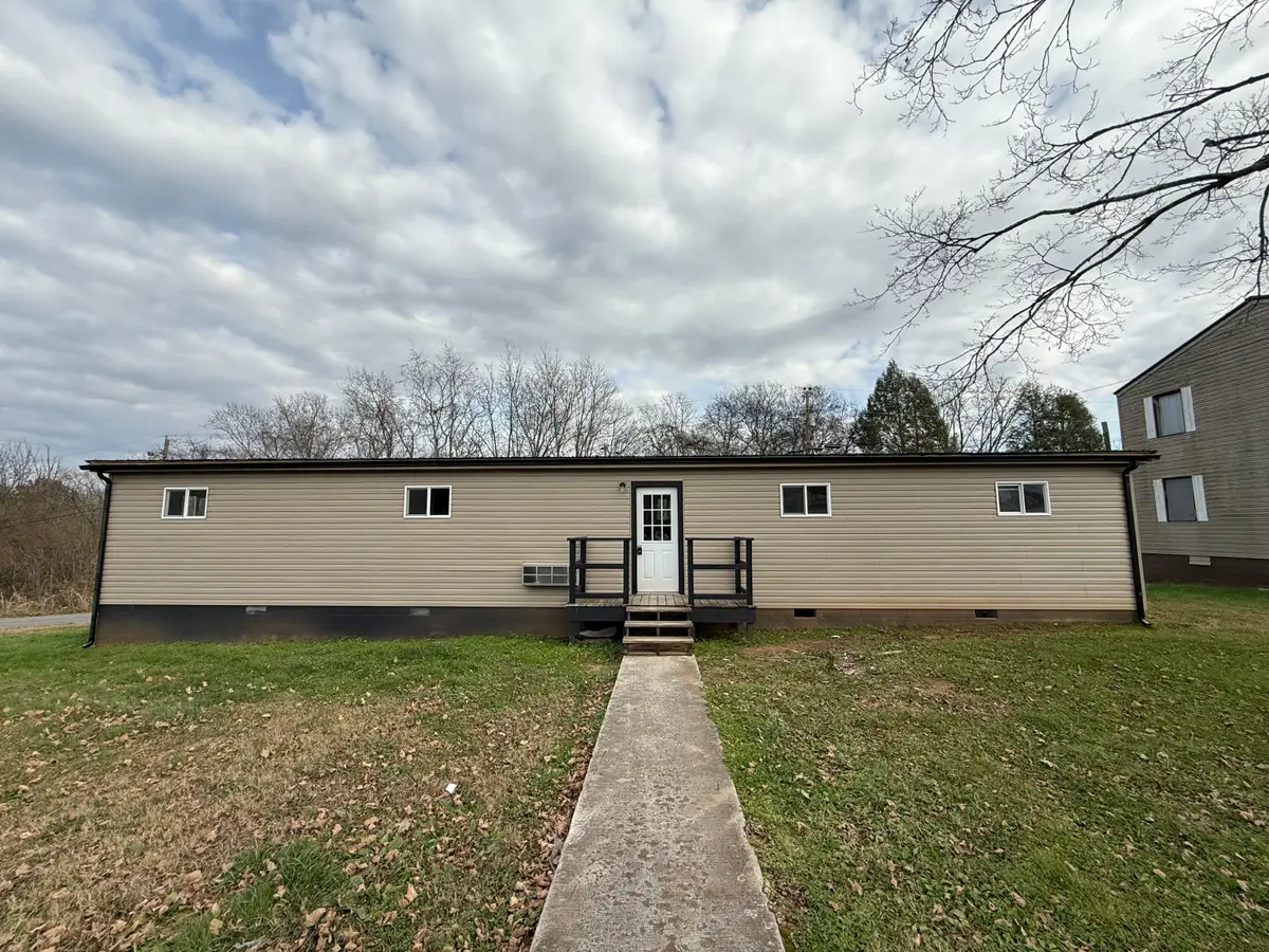 232 W Legion West Circle, Pikeville, TN 37367 - Image #1