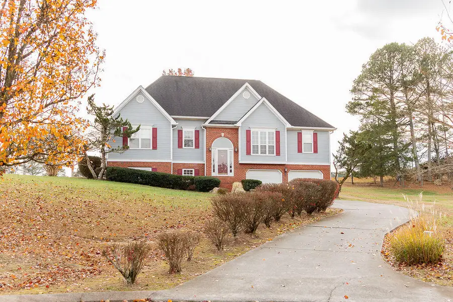 218 Golden Oaks Drive, Lafayette, GA 30728 - Image #2