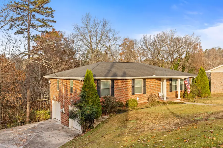 74 Kriswood Drive, Rossville, GA 30741 - Image #2