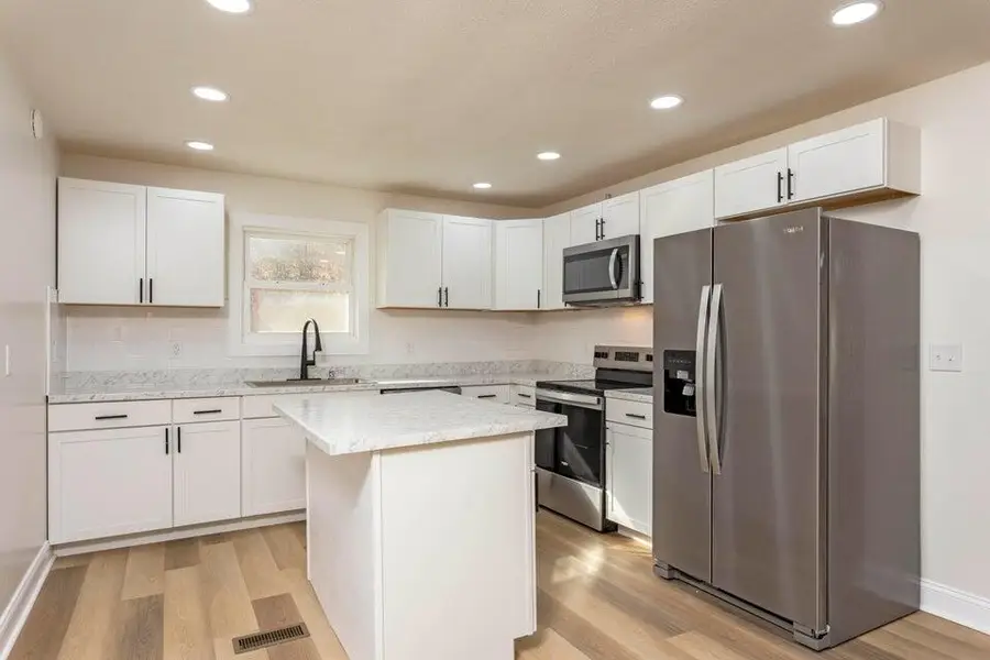 520 Tennessee Street, Spring City, TN 37381 - Image #2