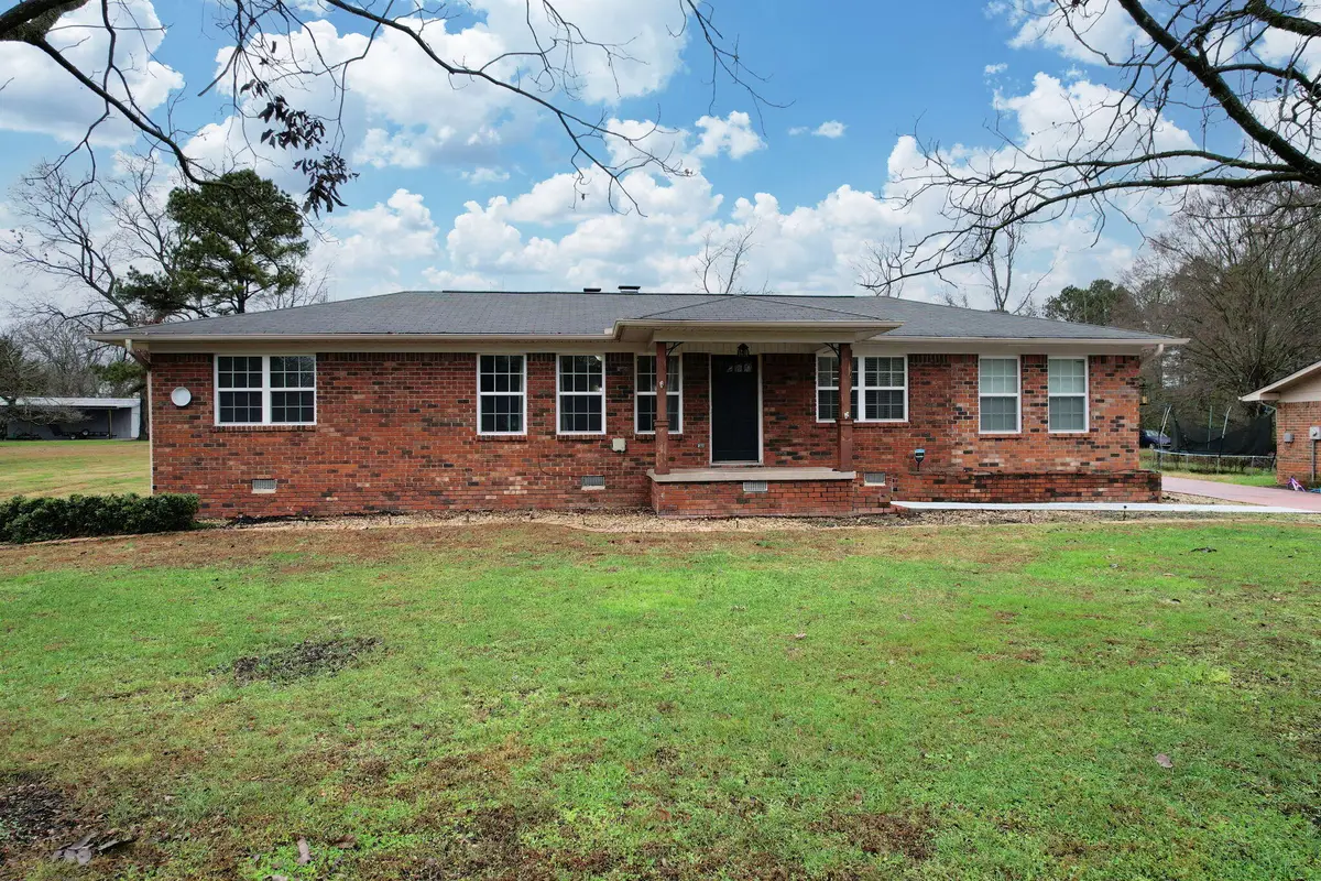 2025 Hawk Street Se, Cleveland, TN 37323 - Image #1