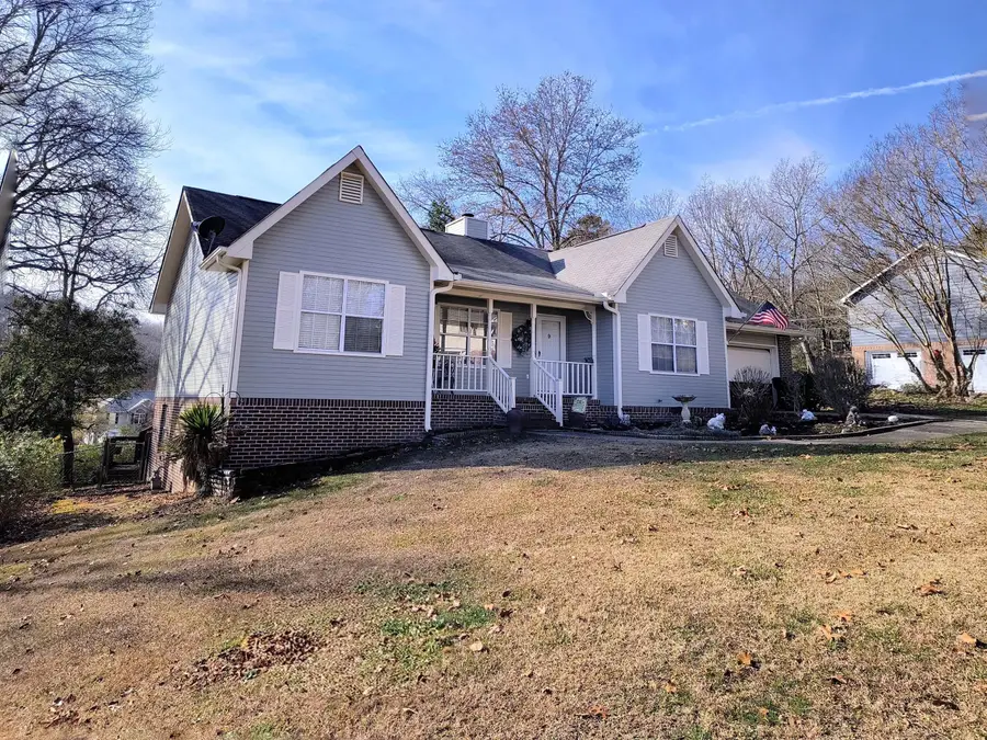 6015 Parsons Pond Drive, Ooltewah, TN 37363 - Image #2