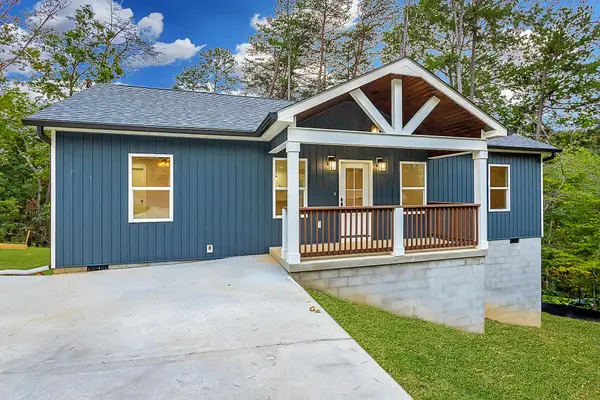 7118 Flagstone Drive, Ooltewah, TN 37363