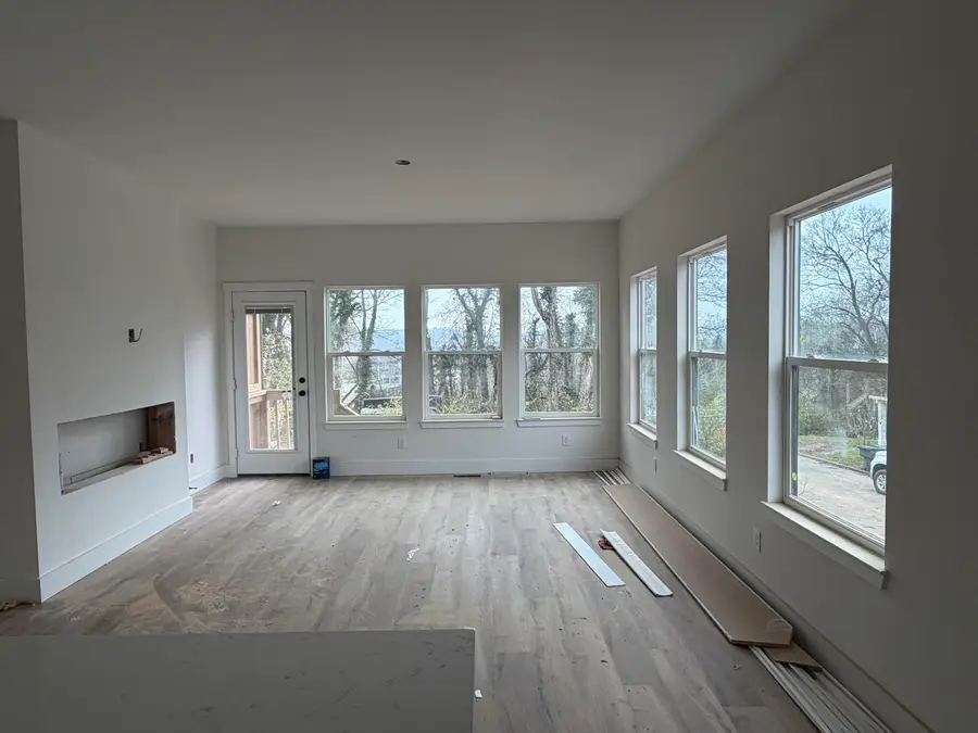 4422 Grand Avenue, Chattanooga, TN 37410 - Image #2