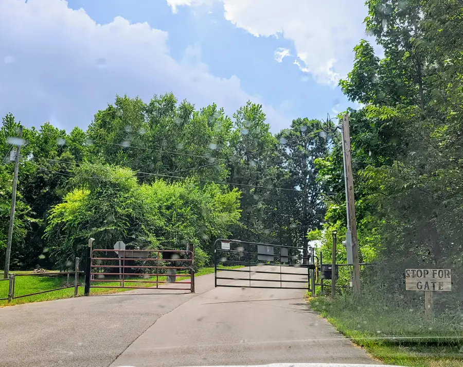 235 Awanita Drive, South Pittsburg, TN 37380 - #2