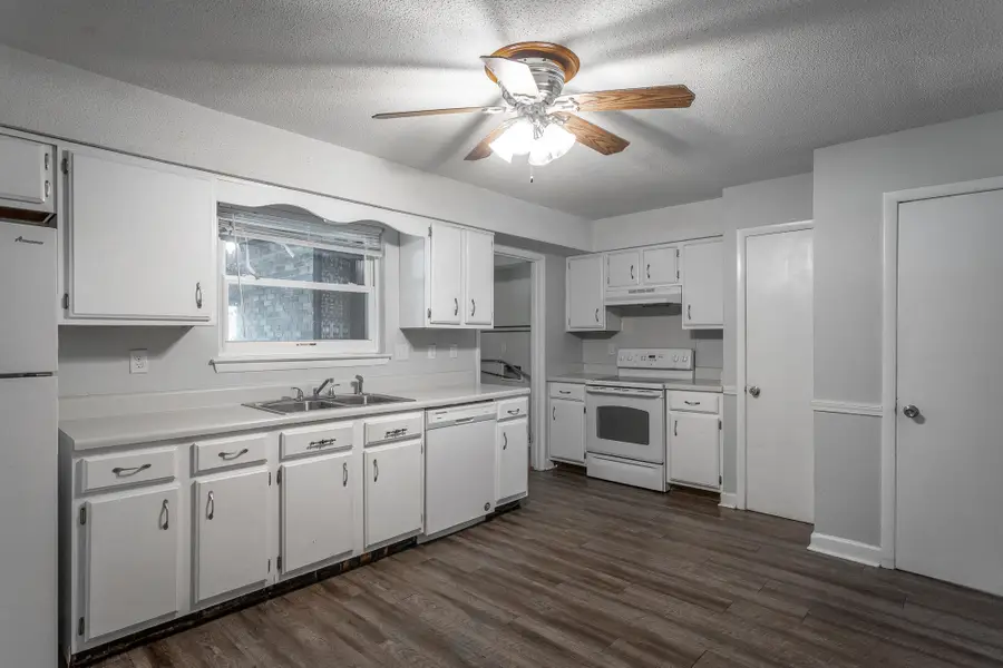 3634 Helen Lane, Chattanooga, TN 37412 - Image #2