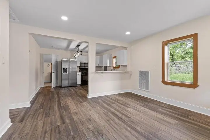 551 S Main Street, Whitwell, TN 37397 - Image #2