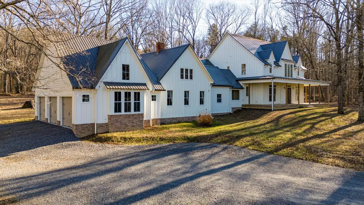 13318 Birchwood Pike, Harrison, TN 37341 - Image #1