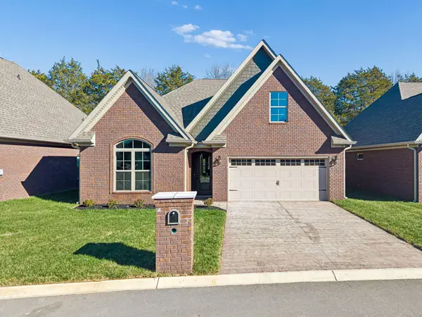 219 Lake View Point, Englewood, TN 37329