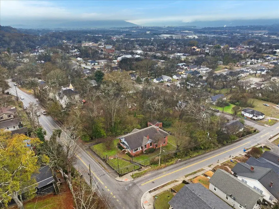 3007 Campbell Street, Chattanooga, TN 37406 - Image #2