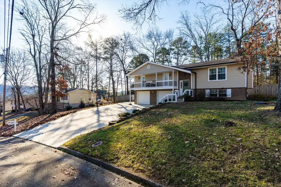 9408 Somerset Drive, Ooltewah, TN 37363 - Image #2