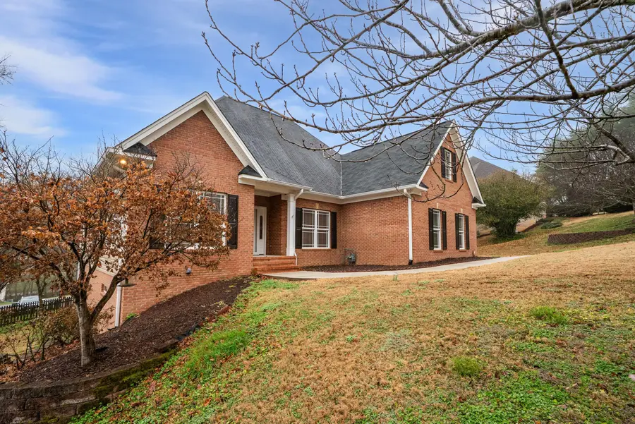 339 Knoll Creek Circle, Chattanooga, TN 37415 - Image #2