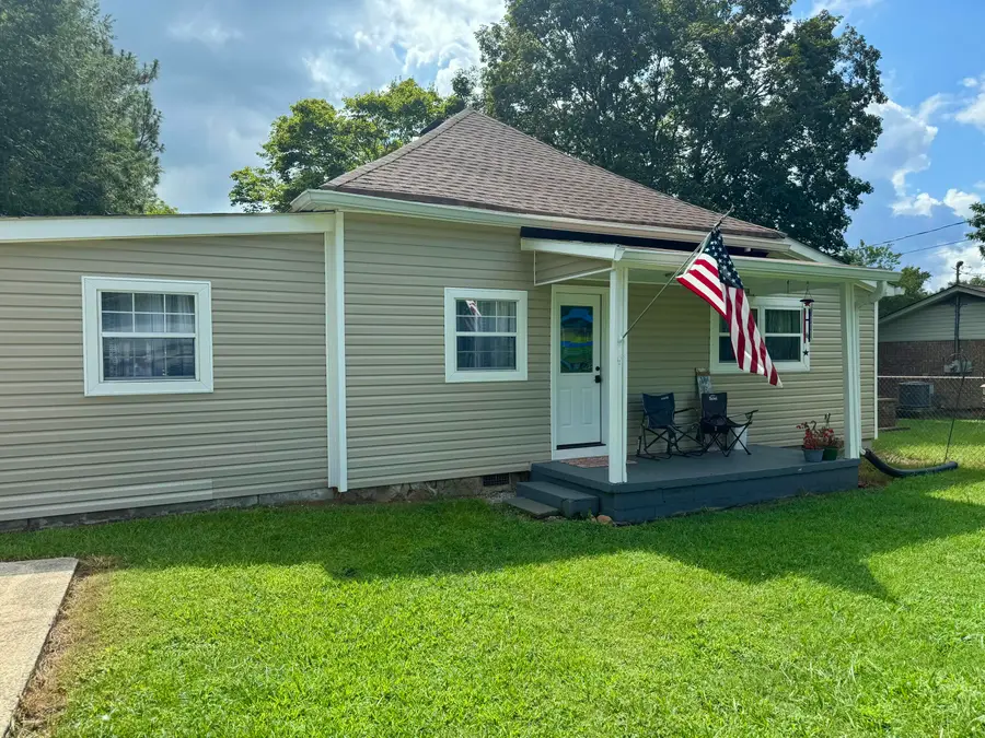 210 6th Street, Graysville, TN 37338 - Image #2