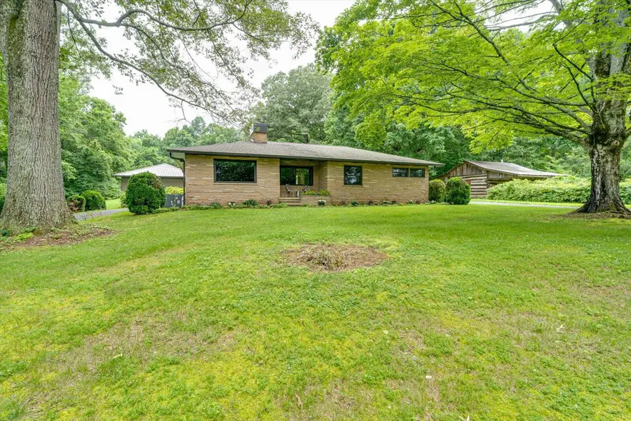 395 Robinson Lane, Decatur, TN 37322 - Image #2