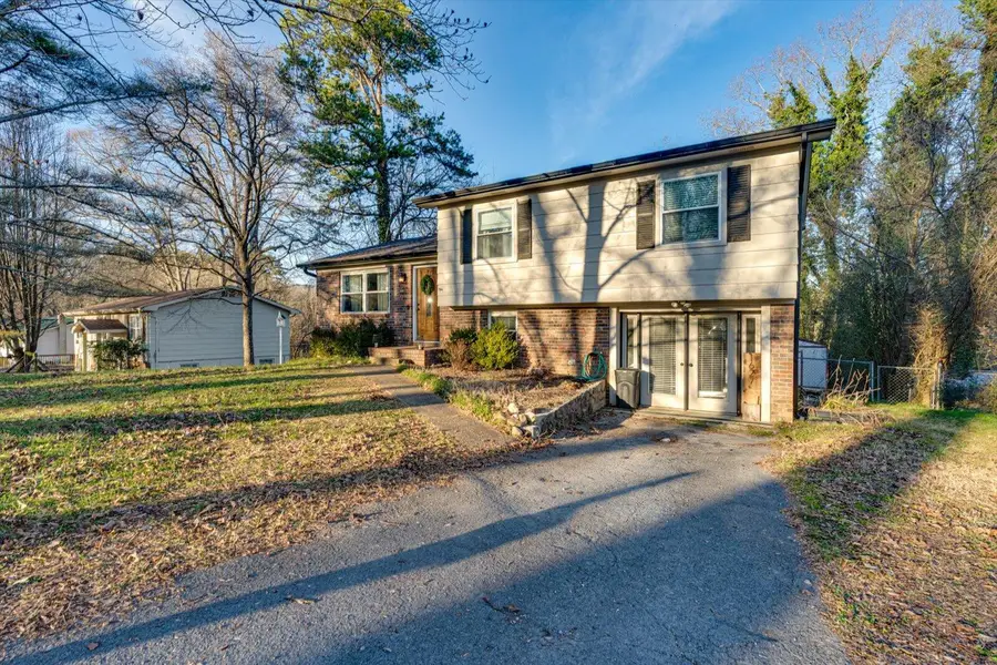 1627 N Chester Road, Hixson, TN 37343 - Image #2