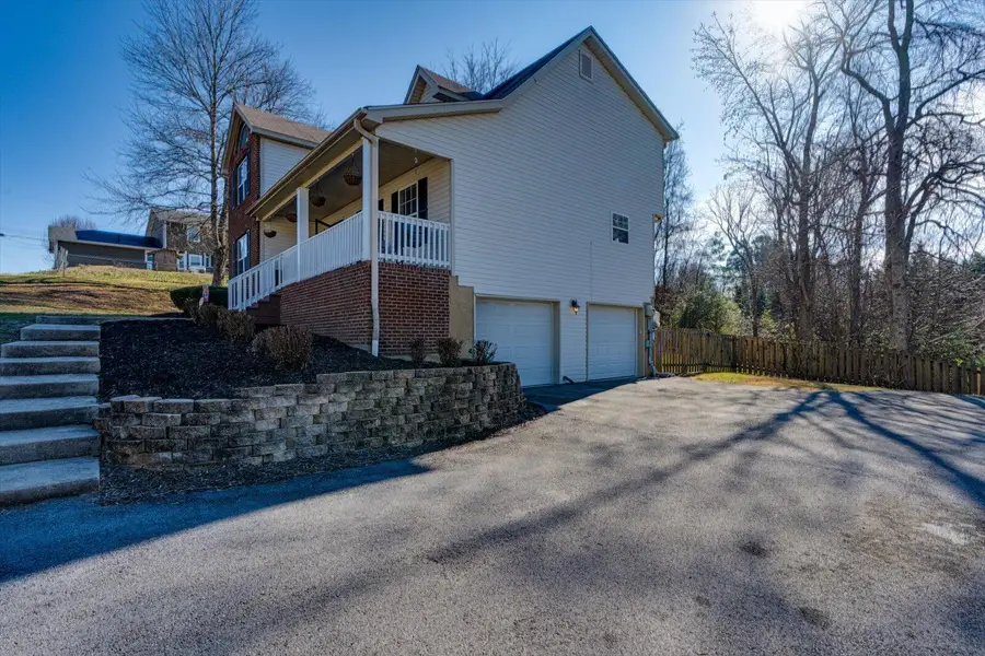 7010 Barleyfield Drive, Harrison, TN 37341 - Image #3