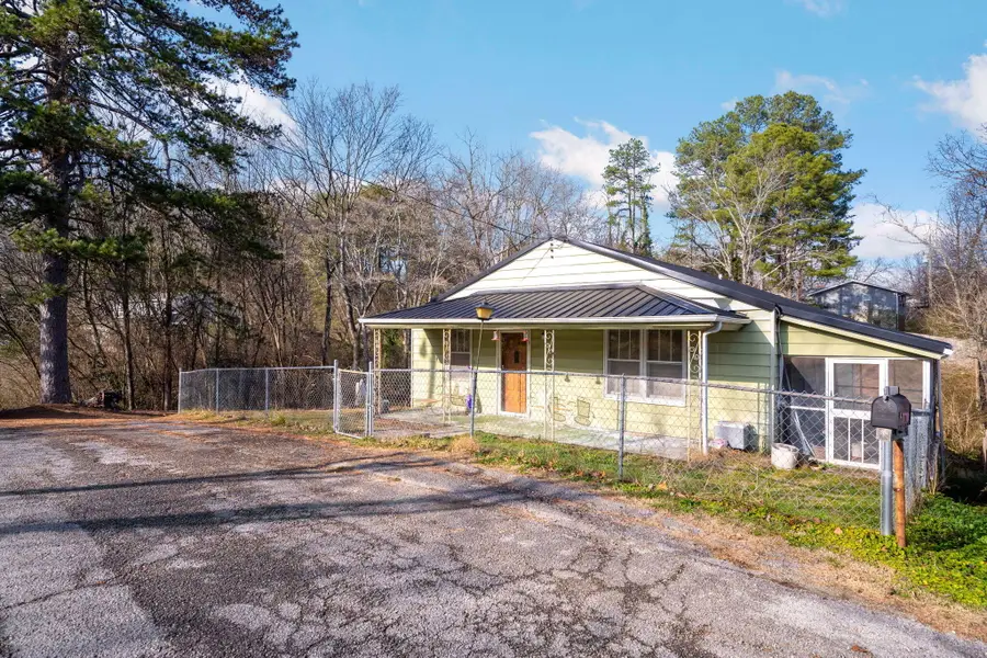 1329 Hixson Avenue, Hixson, TN 37343 - Image #2