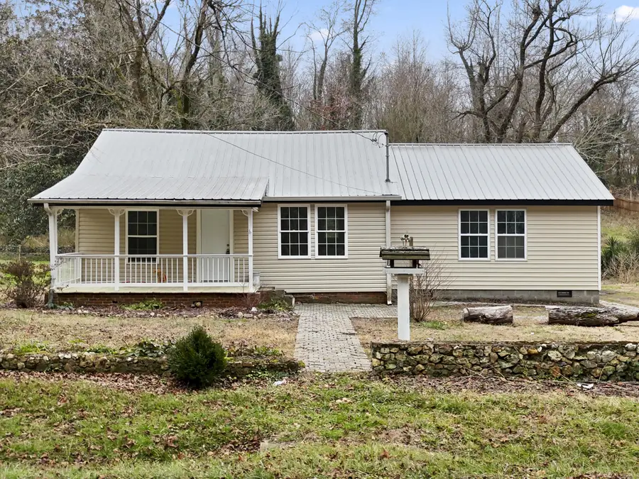 102 W Schmitt Road, Rossville, GA 30741 - Image #2