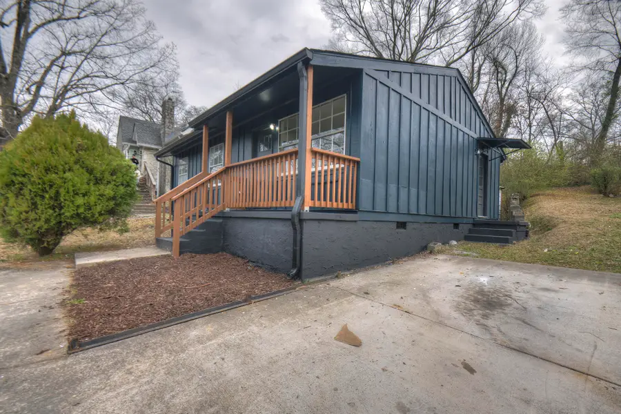 218 Gillespie Road, Chattanooga, TN 37411 - Image #2