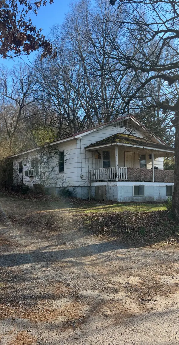 140 Green Row, Calhoun, GA 30701